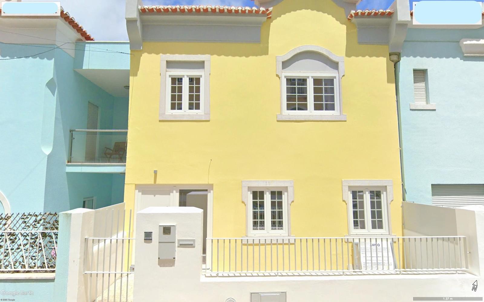 4 bedroom House in Praça de Londres, Lisboa