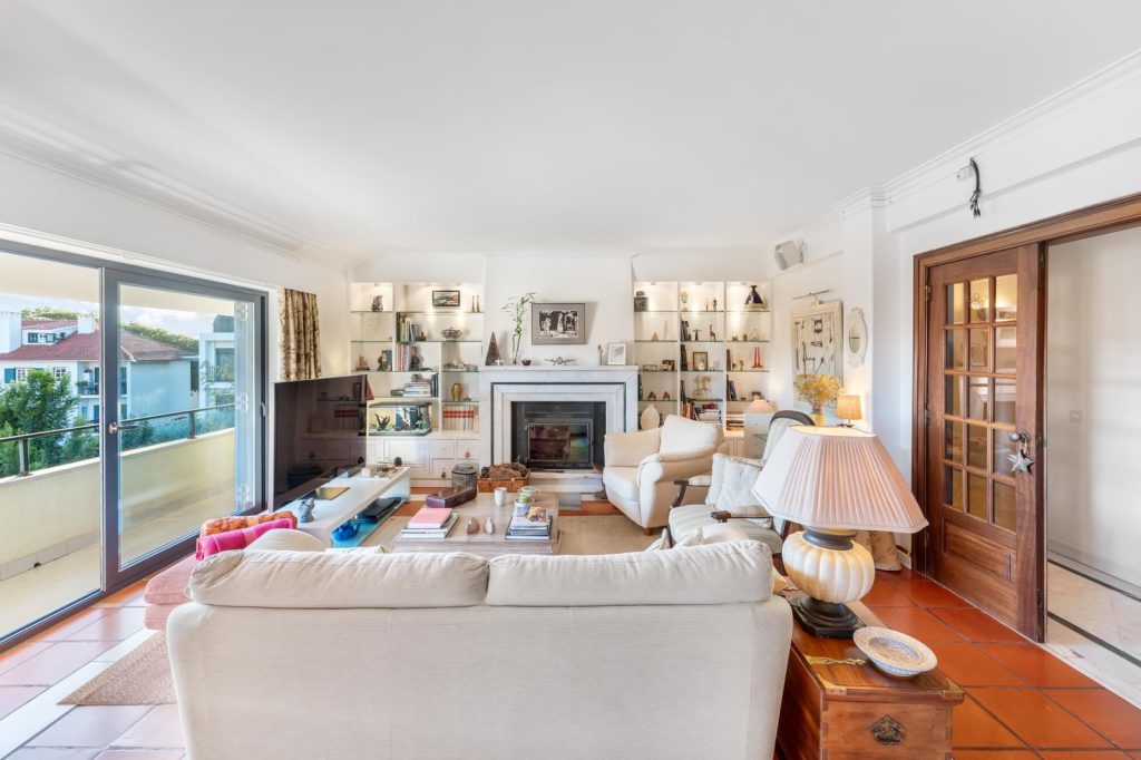 4 bedroom Apartment in , Cascais