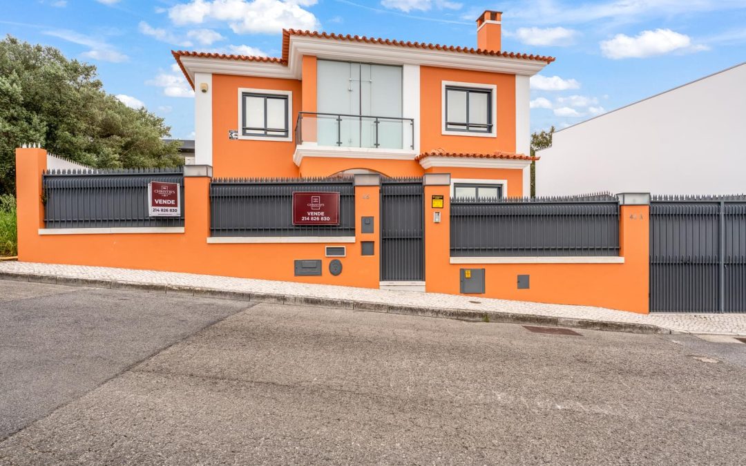 3 bedroom House in Alcoitão, Cascais