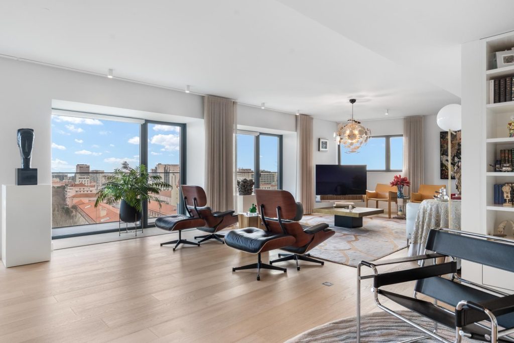 5 bedroom Apartment in Amoreiras, Lisboa