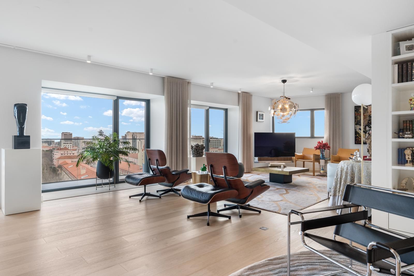 5 bedroom Apartment in Amoreiras, Lisboa