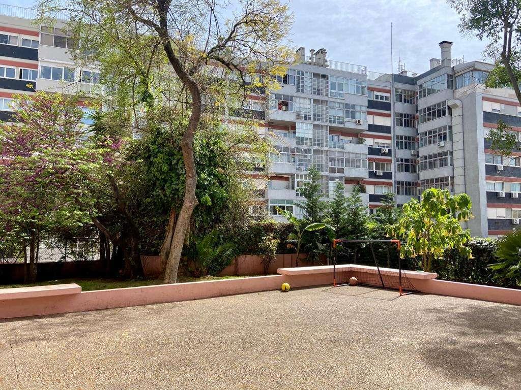 2 bedroom Apartment in Lapa, Lisboa 2 bedroom Apartment in Lapa, Lisboa