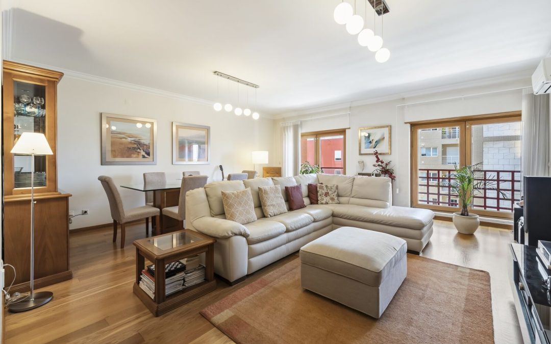 3 bedroom Apartment in Alto dos Moinhos, Lisboa